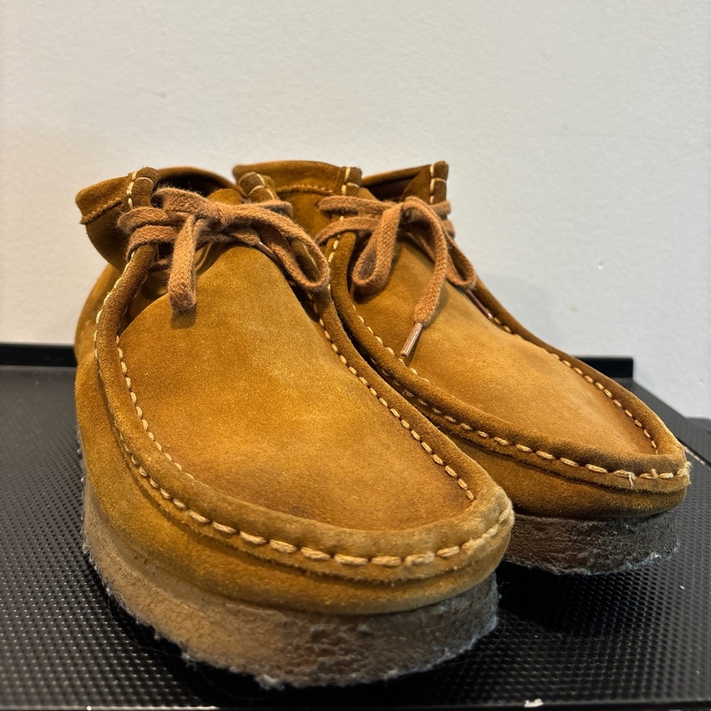 Clarks Originals WALLABEE Lace Up Leather Moccasins